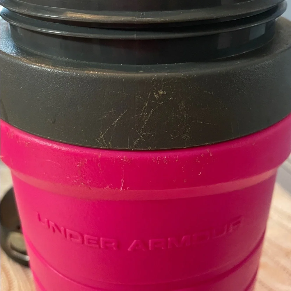Under Armour Thermos pink screw lid hanging handle sports locking flip spout